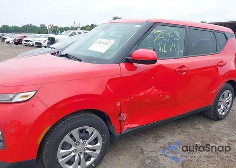 2020 Kia Soul Lx z USA, uszkodzony, nr VIN KNDJ23AUXL7732102